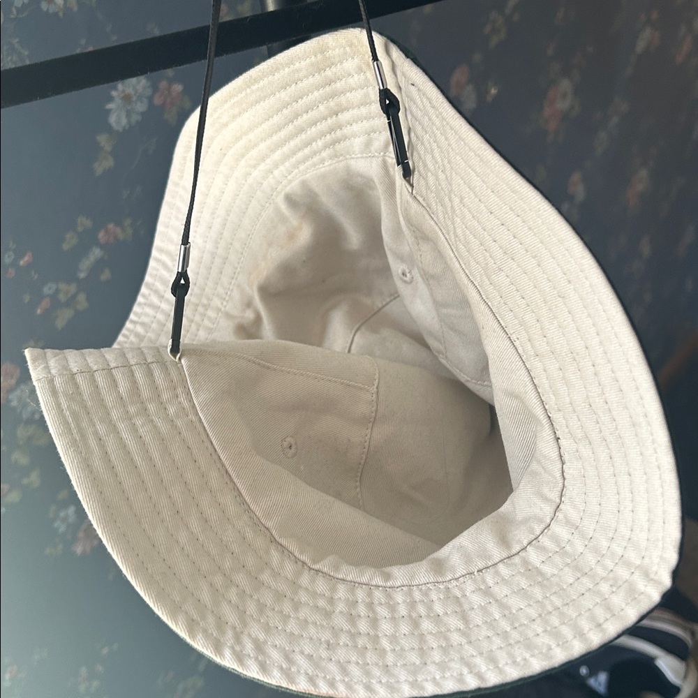 SUN HAT/ rain hat / lg / unisex/ new/ toggle straps/ adj/ reversible/toggles off - Picture 4 of 13